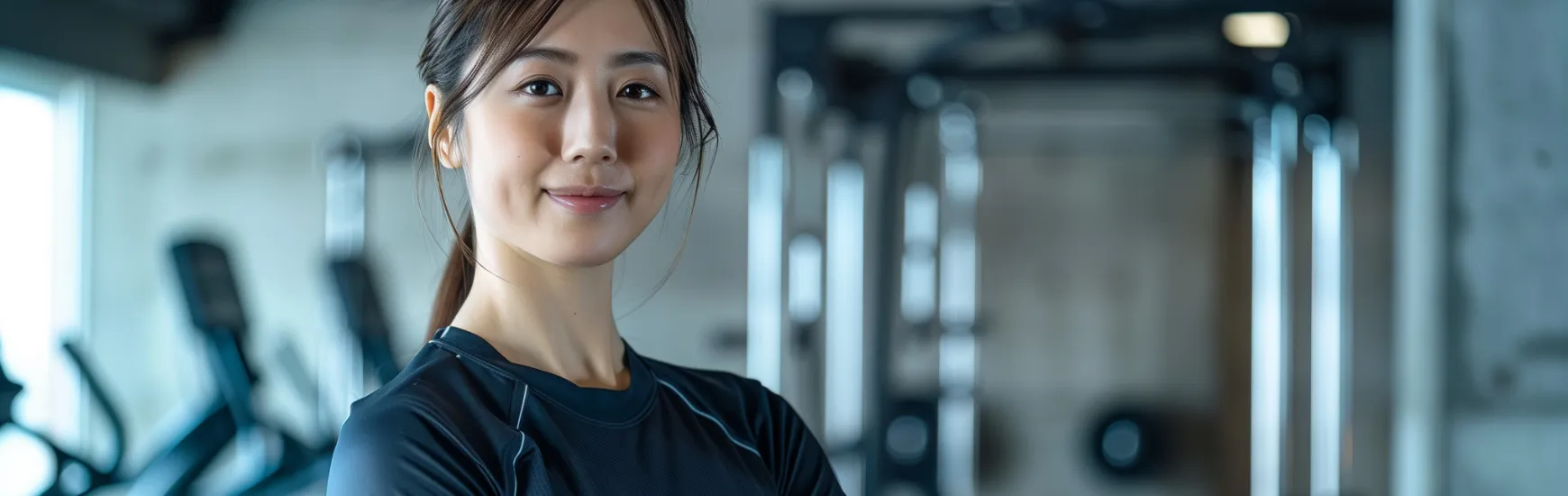 ブル―マリンスポーツクラブ佐久店のリクルートページの女性トレーナ画像です